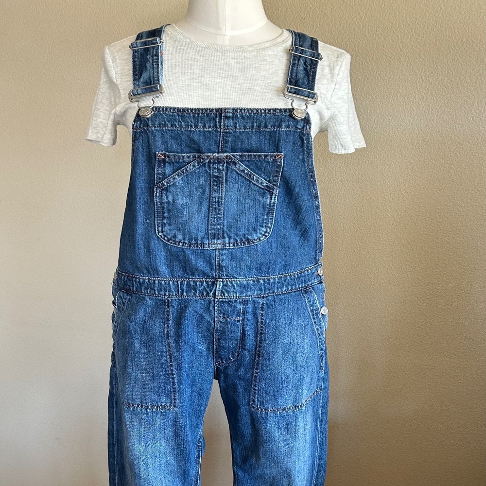 GAP denim cropped overalls size S